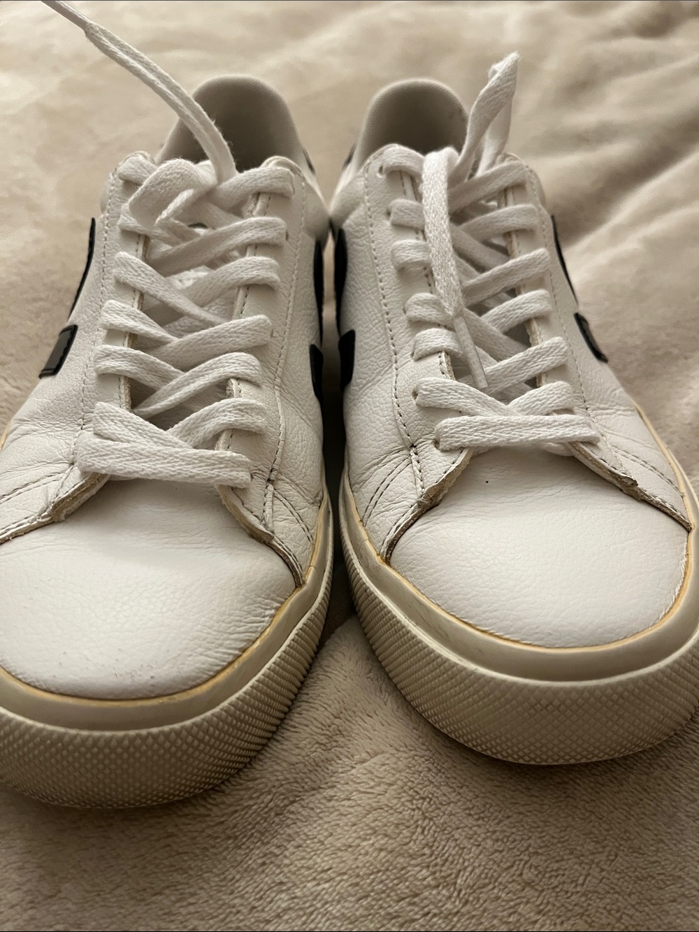 Veja Campo Women’s Sneakers - Picture 9 of 11
